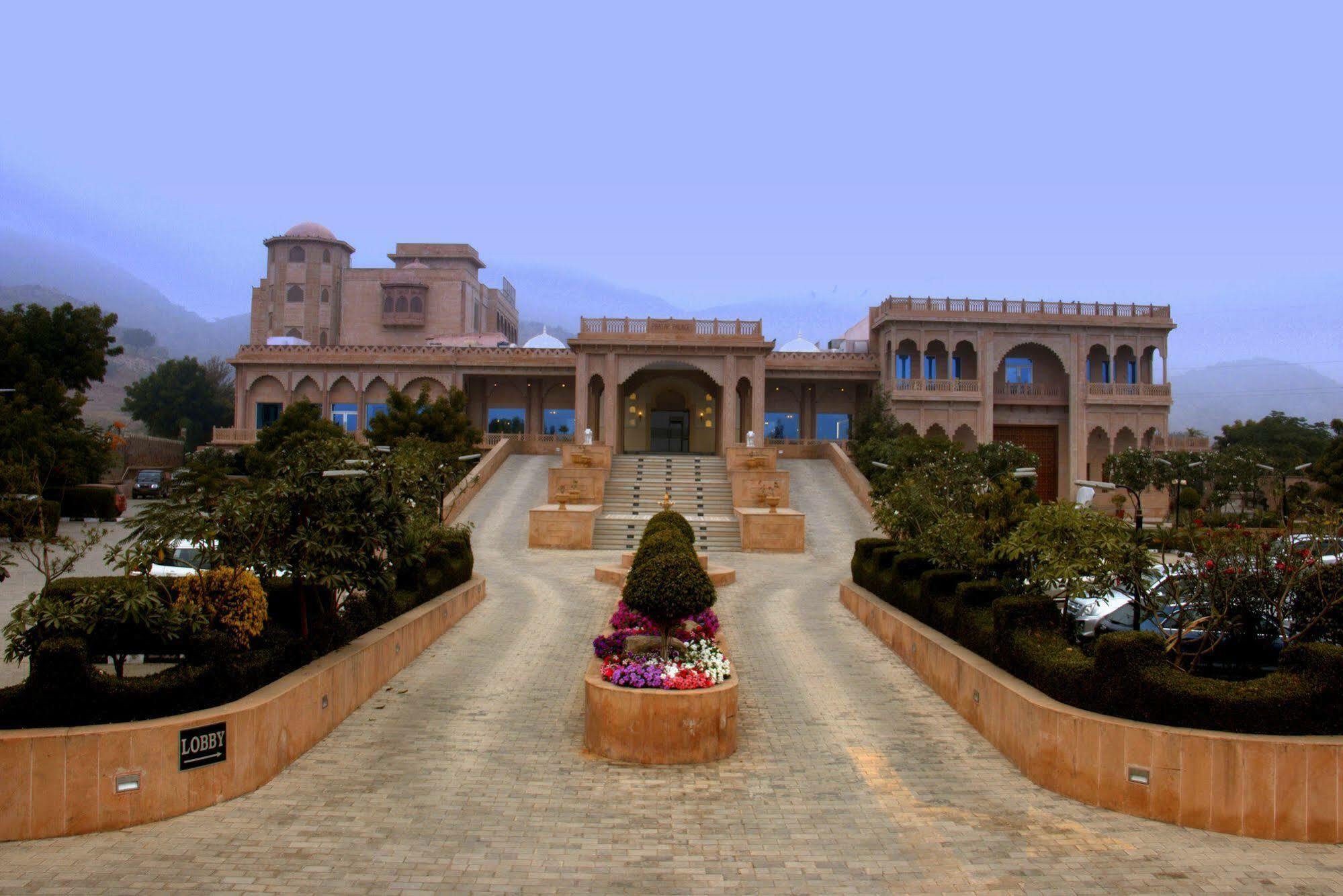 Pratap Mahal Pushkar Ihcl Seleqtion Hotel Exterior photo