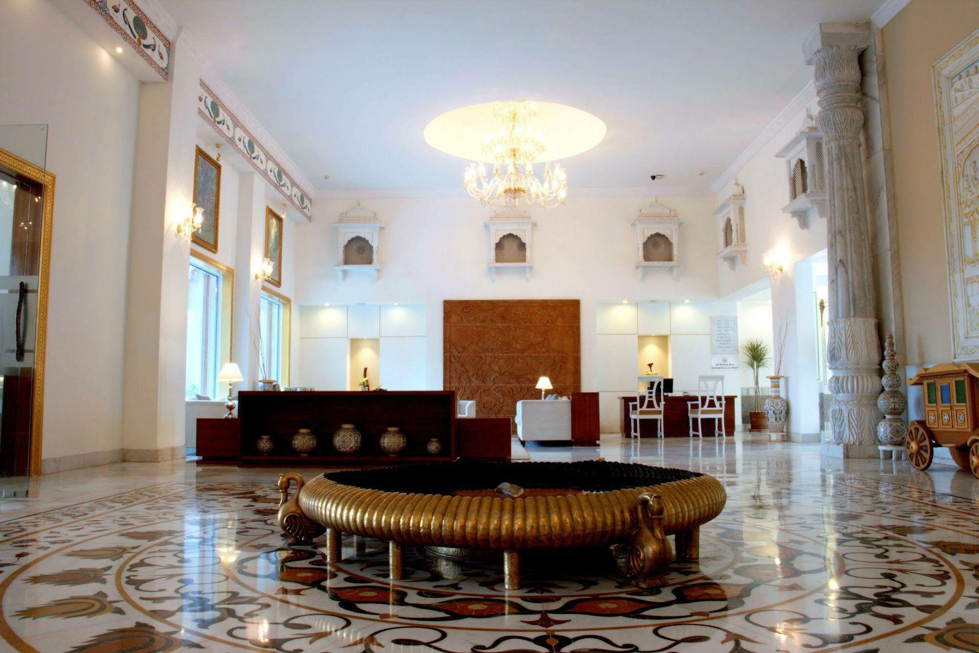 Pratap Mahal Pushkar Ihcl Seleqtion Hotel Exterior photo