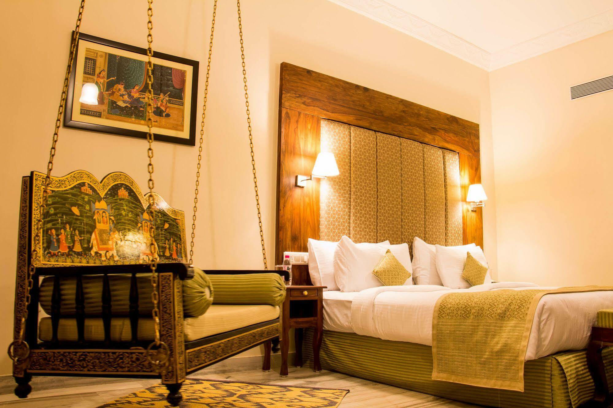 Pratap Mahal Pushkar Ihcl Seleqtion Hotel Exterior photo