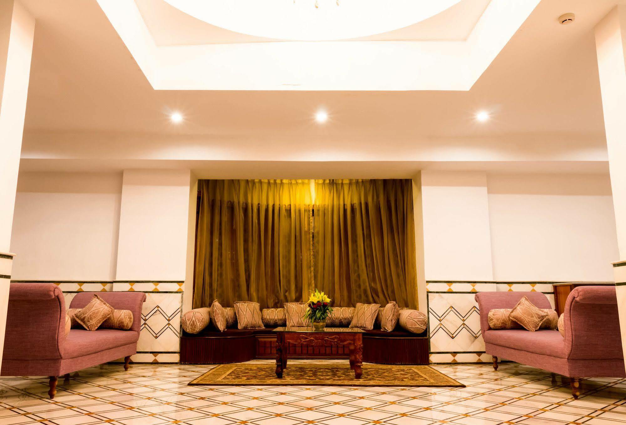 Pratap Mahal Pushkar Ihcl Seleqtion Hotel Exterior photo