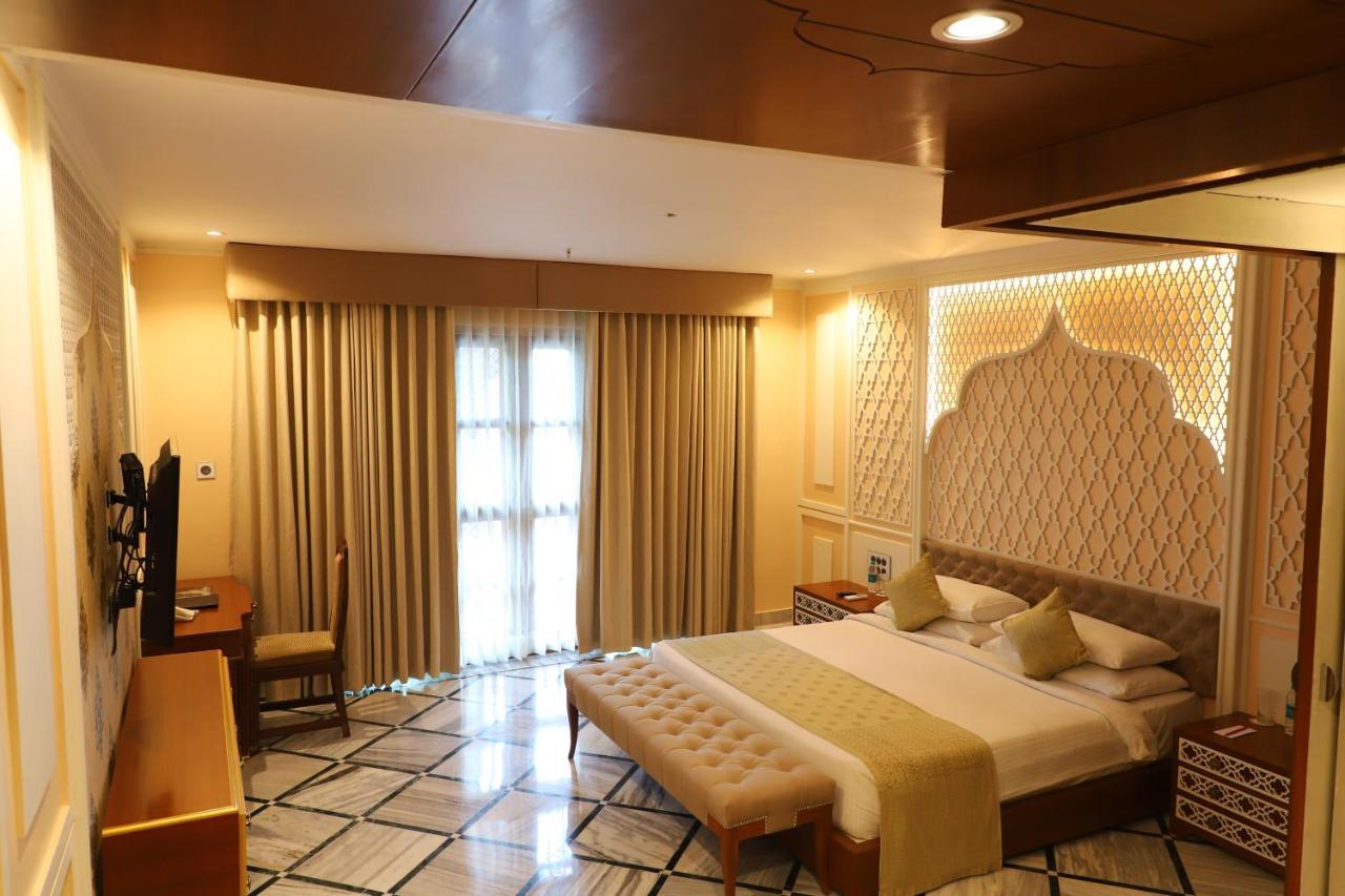 Pratap Mahal Pushkar Ihcl Seleqtion Hotel Exterior photo